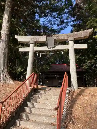 巨麻神社の鳥居