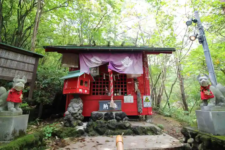 草津穴守稲荷神社(群馬県)