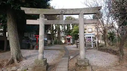 駒留八幡神社の末社・摂社