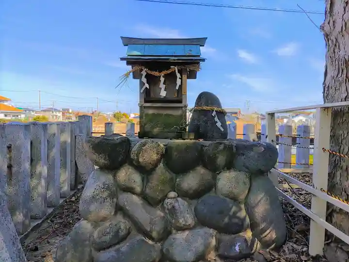 稲木神社(寄木町)の末社・摂社