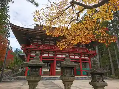 壇上伽藍の山門・神門