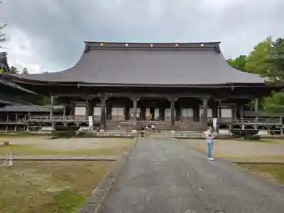 井波別院瑞泉寺の{uncategorized: "未分類", other: "その他", undefined: "問題あり", building: "その他建物", grave: "お墓", sacred_gate: "鳥居", guardian: "狛犬", statue: "像", buddha: "仏像", history: "歴史", nature: "自然", garden: "庭園", animal: "動物", pagoda: "塔", temizu: "手水舎", mountain_gate: "山門・神門", sanctuary: "本殿・本堂", subordinate: "末社・摂社", art: "芸術", scenery: "景色", jizo: "地蔵", ema: "絵馬", goshuin: "御朱印", omikuji: "おみくじ", items: "授与品その他", amulet: "お守り", goshuincho: "御朱印帳", eats: "食事", festival: "お祭り", votive_dance: "神楽", shichigosan: "七五三参", wedding: "結婚式", experience: "体験その他", initially: "初詣", around: "周辺", anti_infection: "感染症対策"}