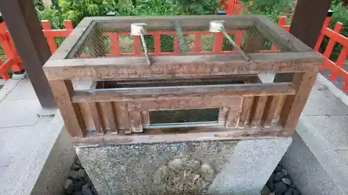 建勲神社の手水舎