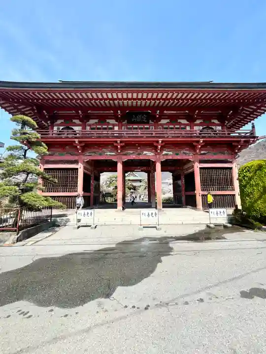 甲斐善光寺(山梨県)