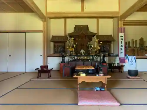 薬師寺の本殿・本堂