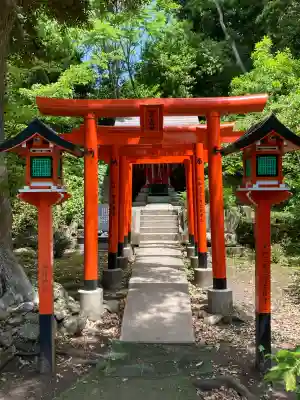 洲崎神社の{uncategorized: "未分類", other: "その他", undefined: "問題あり", building: "その他建物", grave: "お墓", sacred_gate: "鳥居", guardian: "狛犬", statue: "像", buddha: "仏像", history: "歴史", nature: "自然", garden: "庭園", animal: "動物", pagoda: "塔", temizu: "手水舎", mountain_gate: "山門・神門", sanctuary: "本殿・本堂", subordinate: "末社・摂社", art: "芸術", scenery: "景色", jizo: "地蔵", ema: "絵馬", goshuin: "御朱印", omikuji: "おみくじ", items: "授与品その他", amulet: "お守り", goshuincho: "御朱印帳", eats: "食事", festival: "お祭り", votive_dance: "神楽", shichigosan: "七五三参", wedding: "結婚式", experience: "体験その他", initially: "初詣", around: "周辺", anti_infection: "感染症対策"}