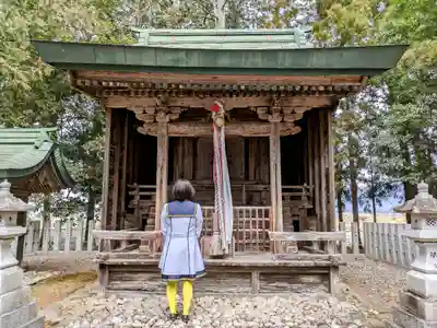 白鳥神社の本殿・本堂