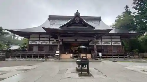 中尊寺の本殿・本堂