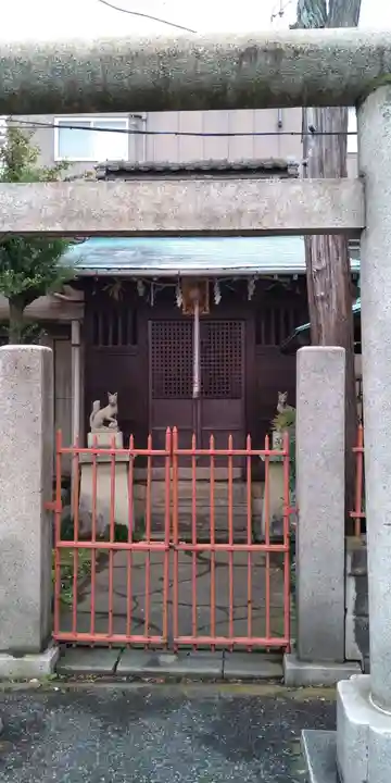 御嶽稲荷神社の本殿・本堂