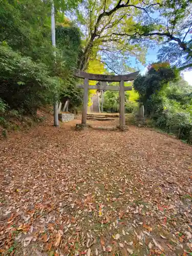 蚕影神社の鳥居