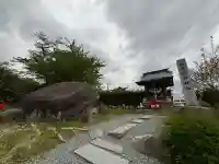 南部稲荷神社の{uncategorized: "未分類", other: "その他", undefined: "問題あり", building: "その他建物", grave: "お墓", sacred_gate: "鳥居", guardian: "狛犬", statue: "像", buddha: "仏像", history: "歴史", nature: "自然", garden: "庭園", animal: "動物", pagoda: "塔", temizu: "手水舎", mountain_gate: "山門・神門", sanctuary: "本殿・本堂", subordinate: "末社・摂社", art: "芸術", scenery: "景色", jizo: "地蔵", ema: "絵馬", goshuin: "御朱印", omikuji: "おみくじ", items: "授与品その他", amulet: "お守り", goshuincho: "御朱印帳", eats: "食事", festival: "お祭り", votive_dance: "神楽", shichigosan: "七五三参", wedding: "結婚式", experience: "体験その他", initially: "初詣", around: "周辺", anti_infection: "感染症対策"}