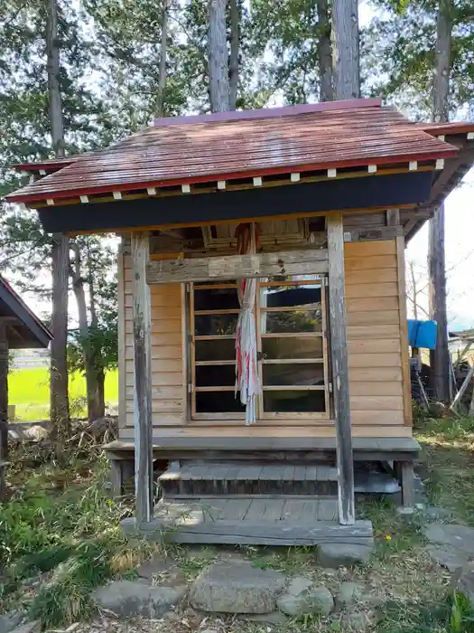 八幡寺の建物その他