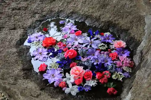 田村神社の手水舎