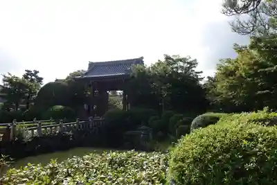 妙満寺の山門・神門