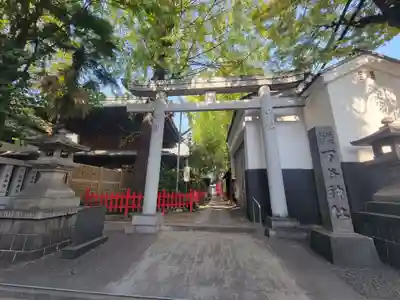下谷神社の鳥居
