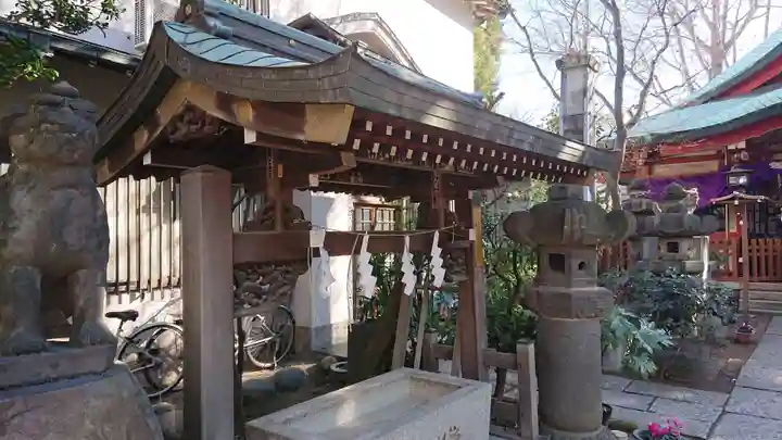 秋葉神社の手水舎