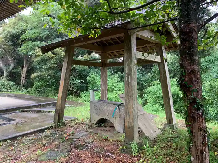 月読神社の手水舎