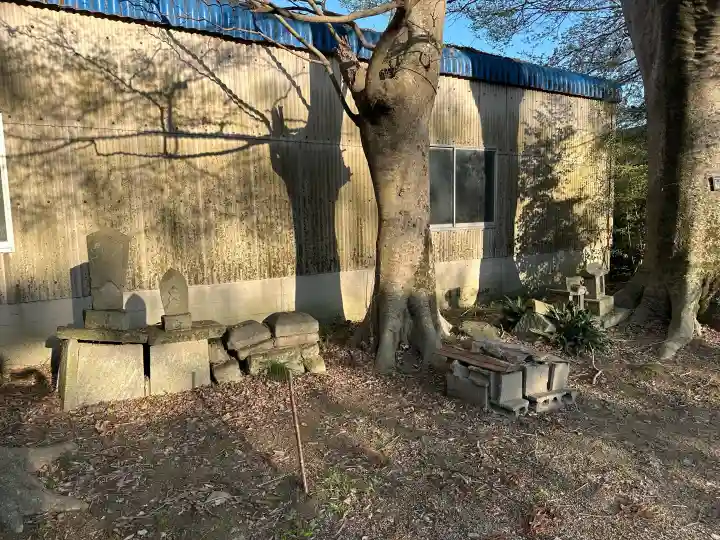 多祁御奈刀弥神社の{uncategorized: "未分類", other: "その他", undefined: "問題あり", building: "その他建物", grave: "お墓", sacred_gate: "鳥居", guardian: "狛犬", statue: "像", buddha: "仏像", history: "歴史", nature: "自然", garden: "庭園", animal: "動物", pagoda: "塔", temizu: "手水舎", mountain_gate: "山門・神門", sanctuary: "本殿・本堂", subordinate: "末社・摂社", art: "芸術", scenery: "景色", jizo: "地蔵", ema: "絵馬", goshuin: "御朱印", omikuji: "おみくじ", items: "授与品その他", amulet: "お守り", goshuincho: "御朱印帳", eats: "食事", festival: "お祭り", votive_dance: "神楽", shichigosan: "七五三参", wedding: "結婚式", experience: "体験その他", initially: "初詣", around: "周辺", anti_infection: "感染症対策"}