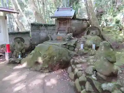 狸福神社の狛犬
