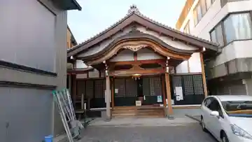 玉性院の本殿・本堂