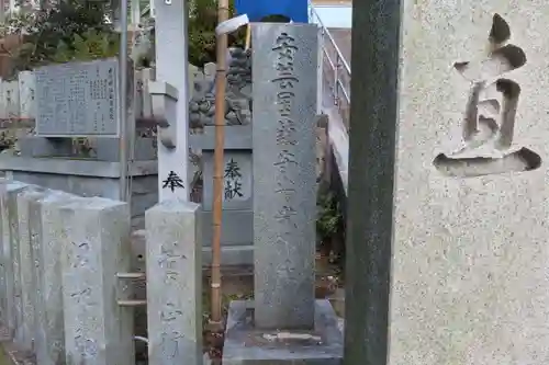 岩瀧神社の建物その他