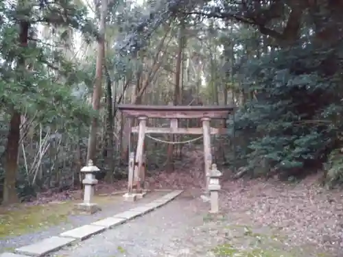 雁宮神社の鳥居