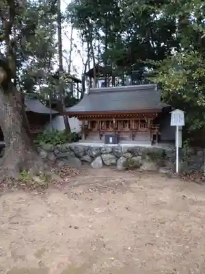 新熊野神社の末社・摂社