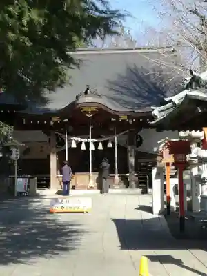 草加神社の本殿・本堂