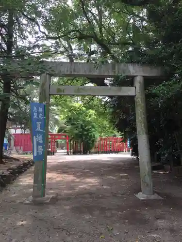 諏訪神社の鳥居