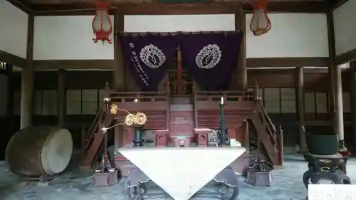 井山 宝福寺の本殿・本堂