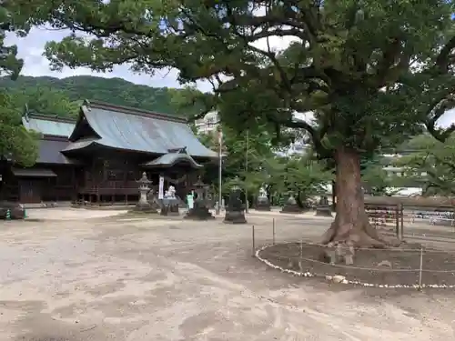 與止日女神社の建物その他