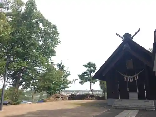 上野幌神社の本殿