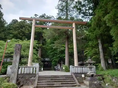 赤城神社(三夜沢町)の鳥居