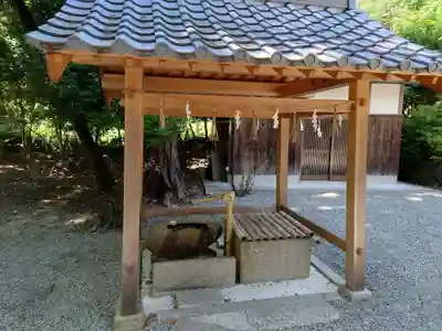 細川神社の手水舎