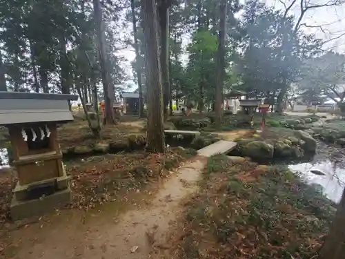 大神神社の末社