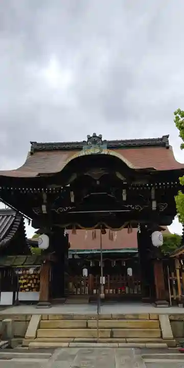 六孫王神社の山門・神門