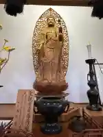 貞麟寺の{uncategorized: "未分類", other: "その他", undefined: "問題あり", building: "その他建物", grave: "お墓", sacred_gate: "鳥居", guardian: "狛犬", statue: "像", buddha: "仏像", history: "歴史", nature: "自然", garden: "庭園", animal: "動物", pagoda: "塔", temizu: "手水舎", mountain_gate: "山門・神門", sanctuary: "本殿・本堂", subordinate: "末社・摂社", art: "芸術", scenery: "景色", jizo: "地蔵", ema: "絵馬", goshuin: "御朱印", omikuji: "おみくじ", items: "授与品その他", amulet: "お守り", goshuincho: "御朱印帳", eats: "食事", festival: "お祭り", votive_dance: "神楽", shichigosan: "七五三参", wedding: "結婚式", experience: "体験その他", initially: "初詣", around: "周辺", anti_infection: "感染症対策"}