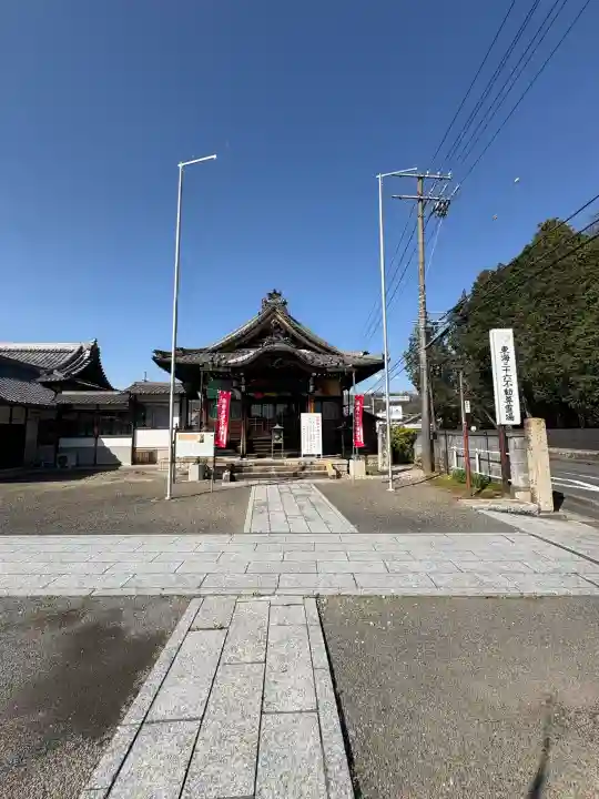 長福寺の{uncategorized: "未分類", other: "その他", undefined: "問題あり", building: "その他建物", grave: "お墓", sacred_gate: "鳥居", guardian: "狛犬", statue: "像", buddha: "仏像", history: "歴史", nature: "自然", garden: "庭園", animal: "動物", pagoda: "塔", temizu: "手水舎", mountain_gate: "山門・神門", sanctuary: "本殿・本堂", subordinate: "末社・摂社", art: "芸術", scenery: "景色", jizo: "地蔵", ema: "絵馬", goshuin: "御朱印", omikuji: "おみくじ", items: "授与品その他", amulet: "お守り", goshuincho: "御朱印帳", eats: "食事", festival: "お祭り", votive_dance: "神楽", shichigosan: "七五三参", wedding: "結婚式", experience: "体験その他", initially: "初詣", around: "周辺", anti_infection: "感染症対策"}