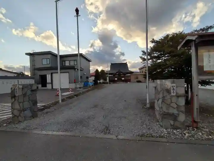 妙寿寺の本殿・本堂