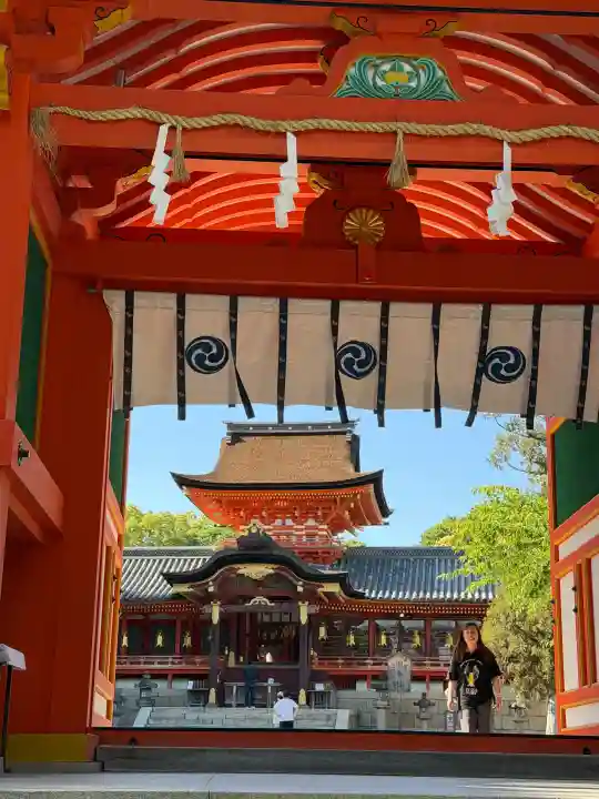 石清水八幡宮の{uncategorized: "未分類", other: "その他", undefined: "問題あり", building: "その他建物", grave: "お墓", sacred_gate: "鳥居", guardian: "狛犬", statue: "像", buddha: "仏像", history: "歴史", nature: "自然", garden: "庭園", animal: "動物", pagoda: "塔", temizu: "手水舎", mountain_gate: "山門・神門", sanctuary: "本殿・本堂", subordinate: "末社・摂社", art: "芸術", scenery: "景色", jizo: "地蔵", ema: "絵馬", goshuin: "御朱印", omikuji: "おみくじ", items: "授与品その他", amulet: "お守り", goshuincho: "御朱印帳", eats: "食事", festival: "お祭り", votive_dance: "神楽", shichigosan: "七五三参", wedding: "結婚式", experience: "体験その他", initially: "初詣", around: "周辺", anti_infection: "感染症対策"}