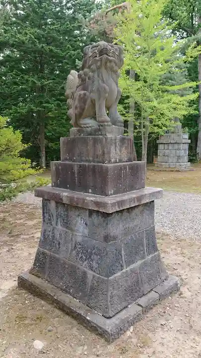 上川神社の狛犬