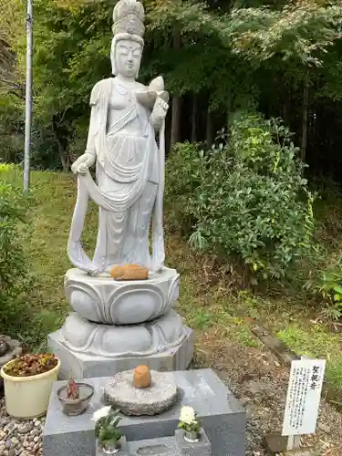 日光ぽっくり地蔵　等泉寺の像