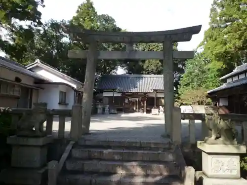 関神社の鳥居