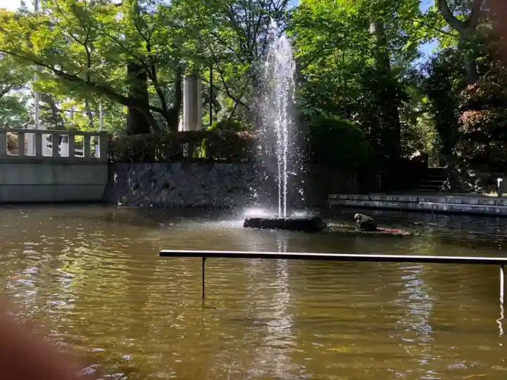 寒川神社の庭園