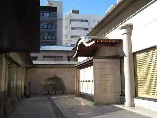 久成寺の建物その他