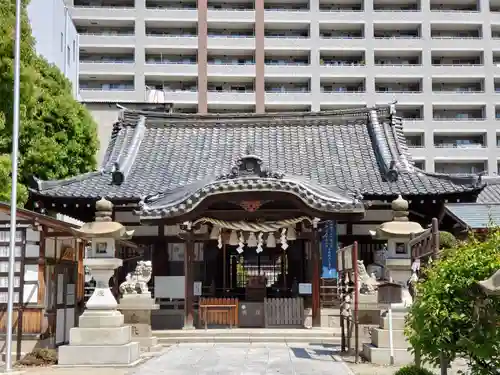 富島神社の本殿