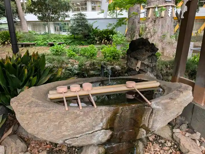 前原御嶽神社の{uncategorized: "未分類", other: "その他", undefined: "問題あり", building: "その他建物", grave: "お墓", sacred_gate: "鳥居", guardian: "狛犬", statue: "像", buddha: "仏像", history: "歴史", nature: "自然", garden: "庭園", animal: "動物", pagoda: "塔", temizu: "手水舎", mountain_gate: "山門・神門", sanctuary: "本殿・本堂", subordinate: "末社・摂社", art: "芸術", scenery: "景色", jizo: "地蔵", ema: "絵馬", goshuin: "御朱印", omikuji: "おみくじ", items: "授与品その他", amulet: "お守り", goshuincho: "御朱印帳", eats: "食事", festival: "お祭り", votive_dance: "神楽", shichigosan: "七五三参", wedding: "結婚式", experience: "体験その他", initially: "初詣", around: "周辺", anti_infection: "感染症対策"}