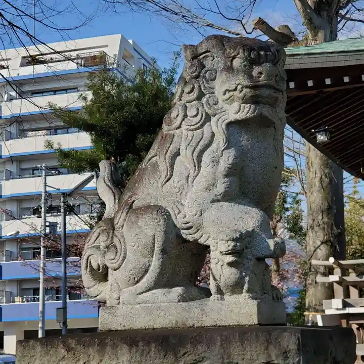 八幡神社の狛犬