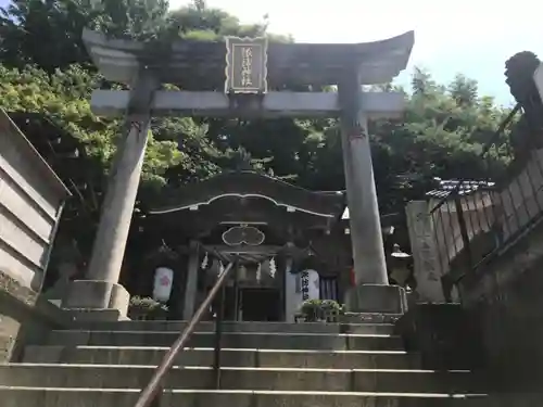 石川町諏訪神社の鳥居