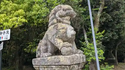 宇佐神宮の狛犬